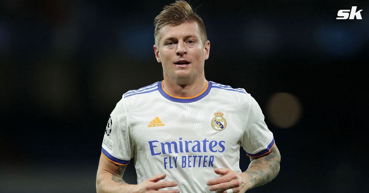 Real Madrid&#039;s Toni Kroos reacted to a Twitter clip mocking the referee&#039;s decision to hand him a yellow card.