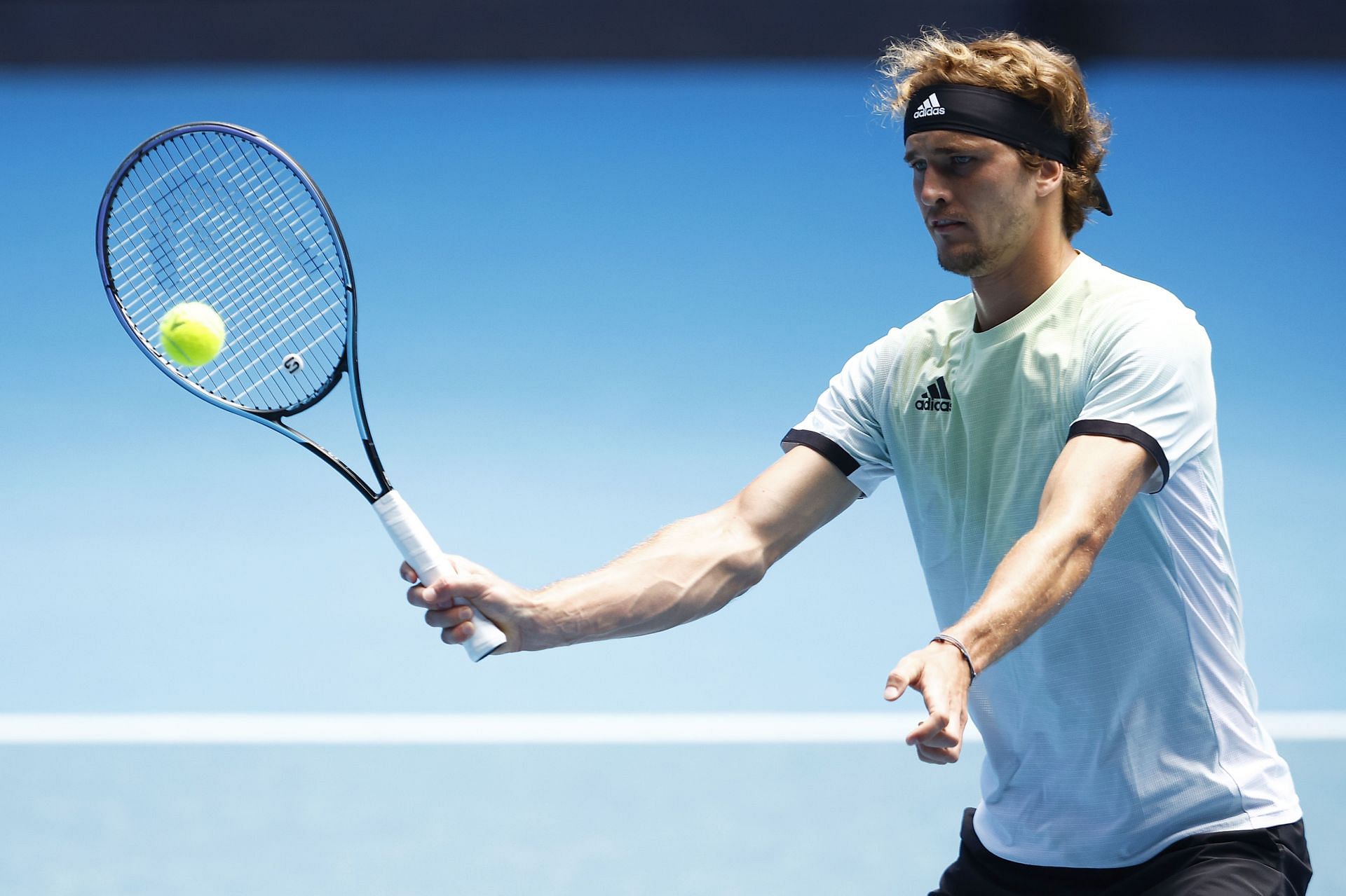 Zverev practices ahead of the 2022 Australian Open.