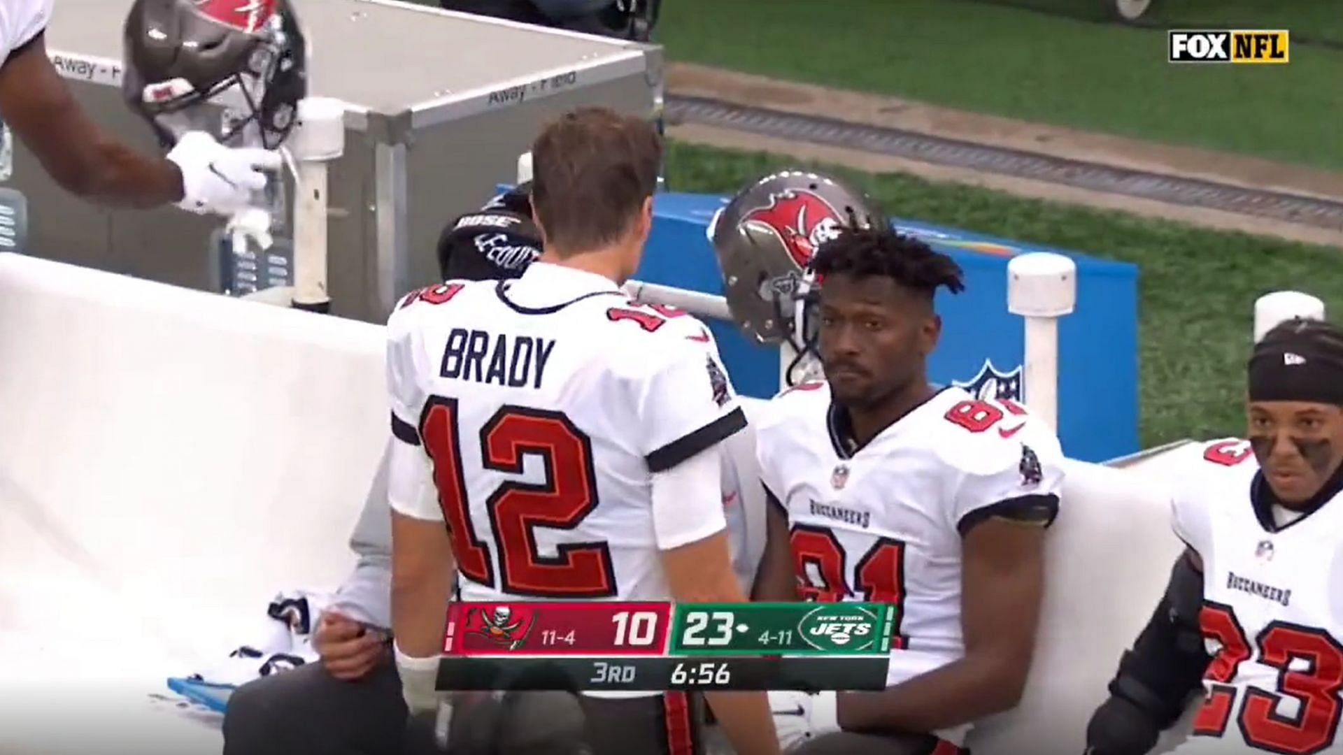 Tom Brady and Antonio Brown during the Buccaneers and Jets