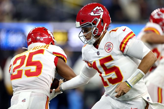 Is Clyde Edwards-Helaire playing tonight against Bills?