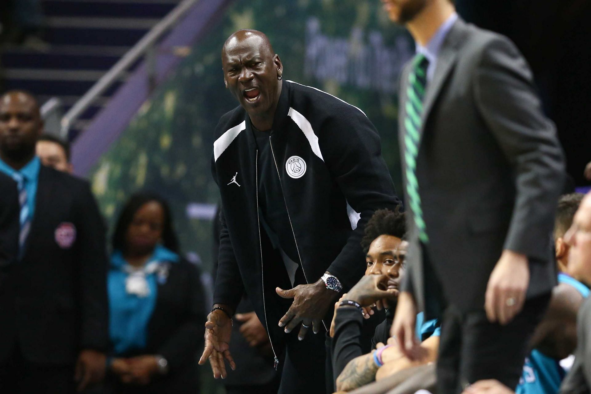 Michael Jordan was clearly annoyed with how the Charlotte Hornets played against the LA Lakers on national TV. [Photo: The Washington Post]