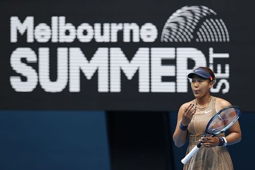 Naomi Osaka starts 2022 with a win