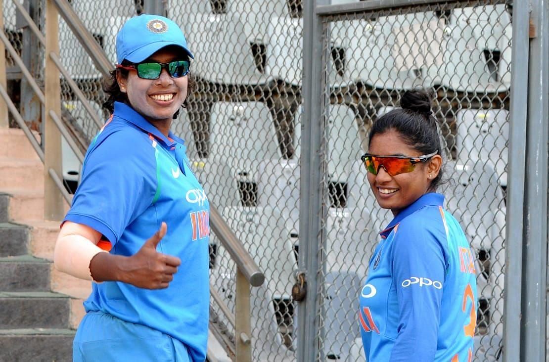 Goswami (L) and Mithali Raj (R) have been two pillars of the Indian Women&#039;s team for the past two decades. (Image: Jhulan Goswami on Facebook)