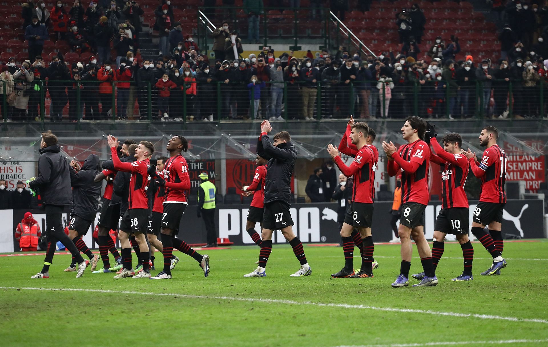 AC Milan v Genoa CFC - Coppa Italia