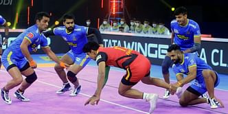 PKL 8 में पिछले हफ्ते हुए मैचों के बाद अंक तालिका, टॉप 10 रेडर्स और डिफेंडर्स