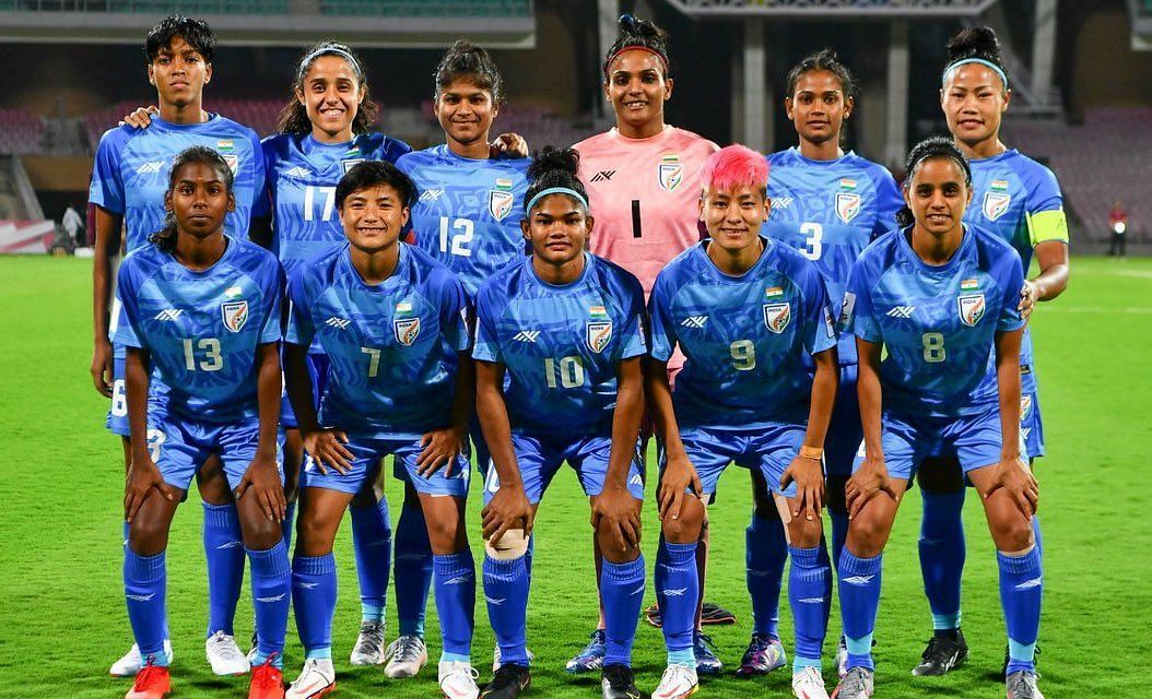 Indian players posing ahead of the Iran clash. (Image Courtesy: Twitter/MumbaiCityFC)