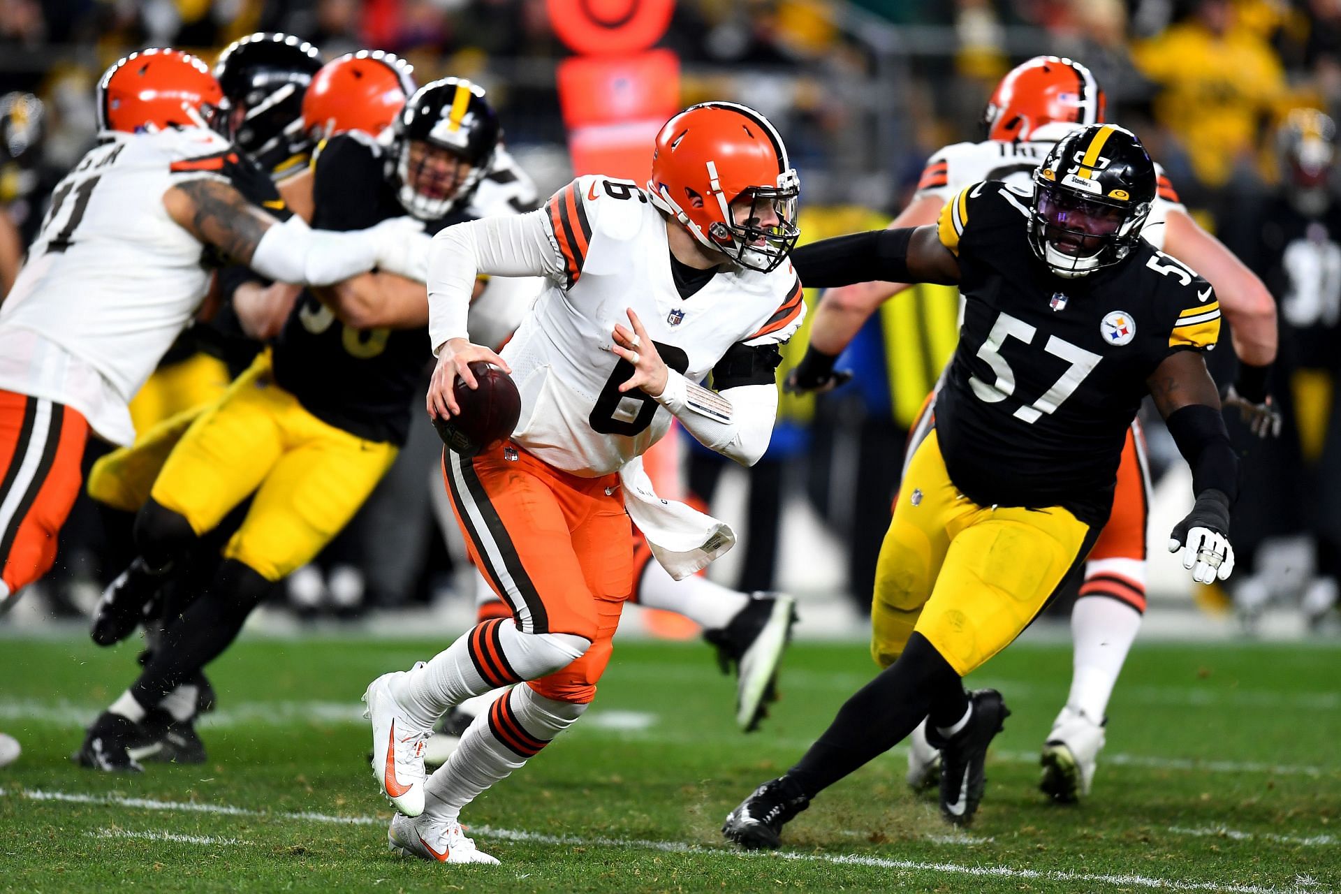 Mayfield on the run in the NFL&#039;s Monday night showcase between Cleveland and Pittsburgh (Photo: Getty)