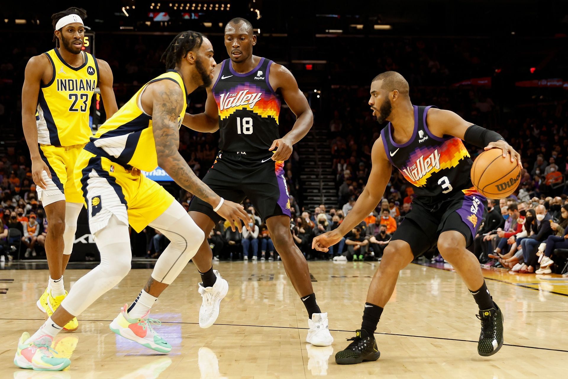 Indiana Pacers v Phoenix Suns; Chris Paul against Isaiah Jackson