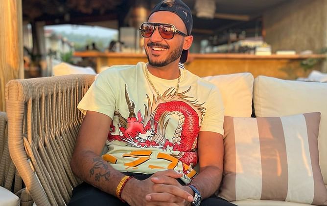 Axar Patel proposes to girlfriend on his 28th birthday