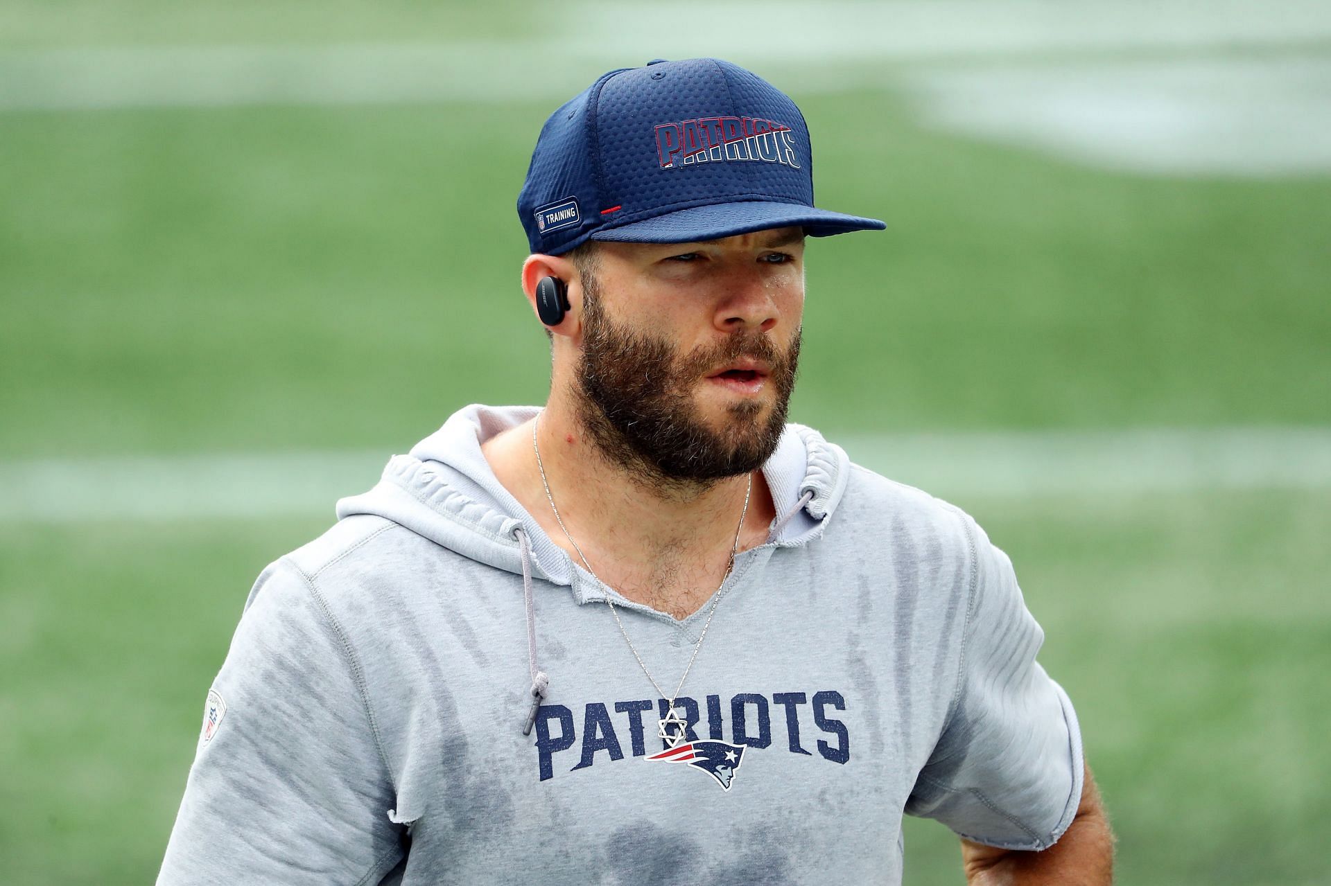 Julian Edelman bets $100,000 that Buccaneers, Patriots will meet in Super  Bowl