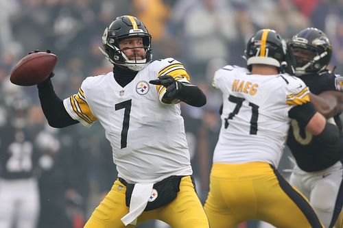 Pittsburgh Steelers QB Ben Roethlisberger v Baltimore Ravens