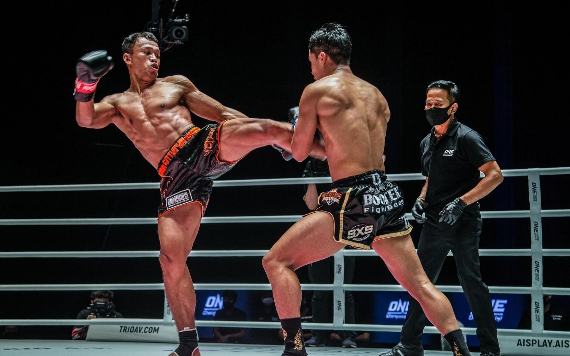 Sitthichai Sitsongpeenong (left) returns to action in the main event of ONE: Only The Brave. (Image courtesy of ONE Championship)