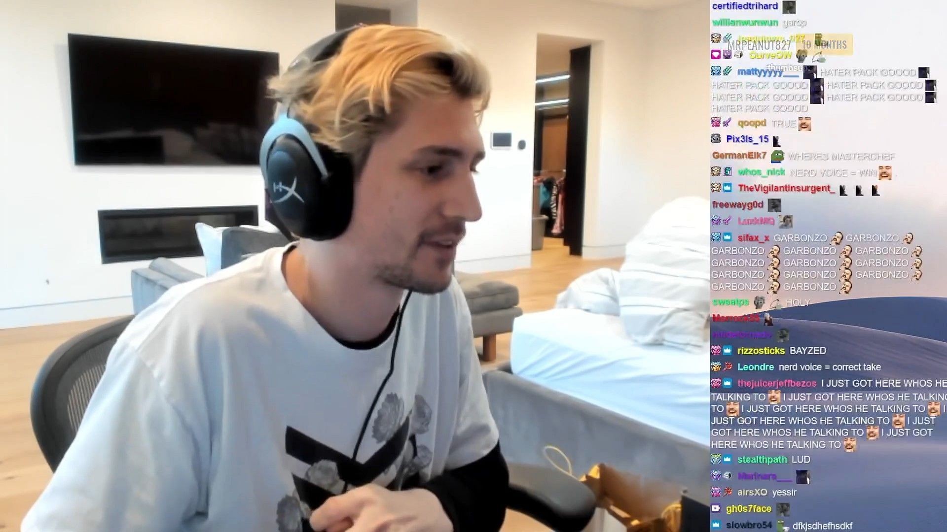 xQc goes off on Twitch streamers for criticizing his content (Image via Twitch/xQcOW)