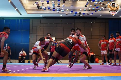 Gujarat Giants players train ahead of their upcoming PKL fixture against Patna Piartes - Imahe Courtesy: Gujarat Giants Twitter