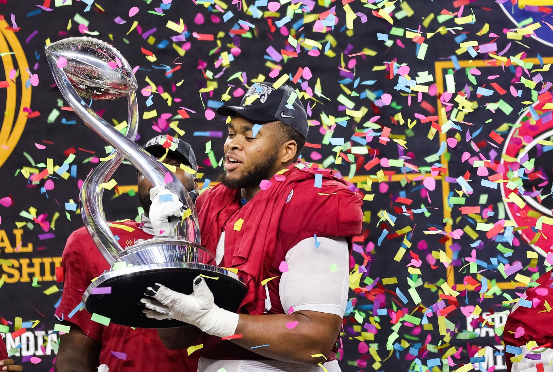 Alabama offensive lineman Evan Neal