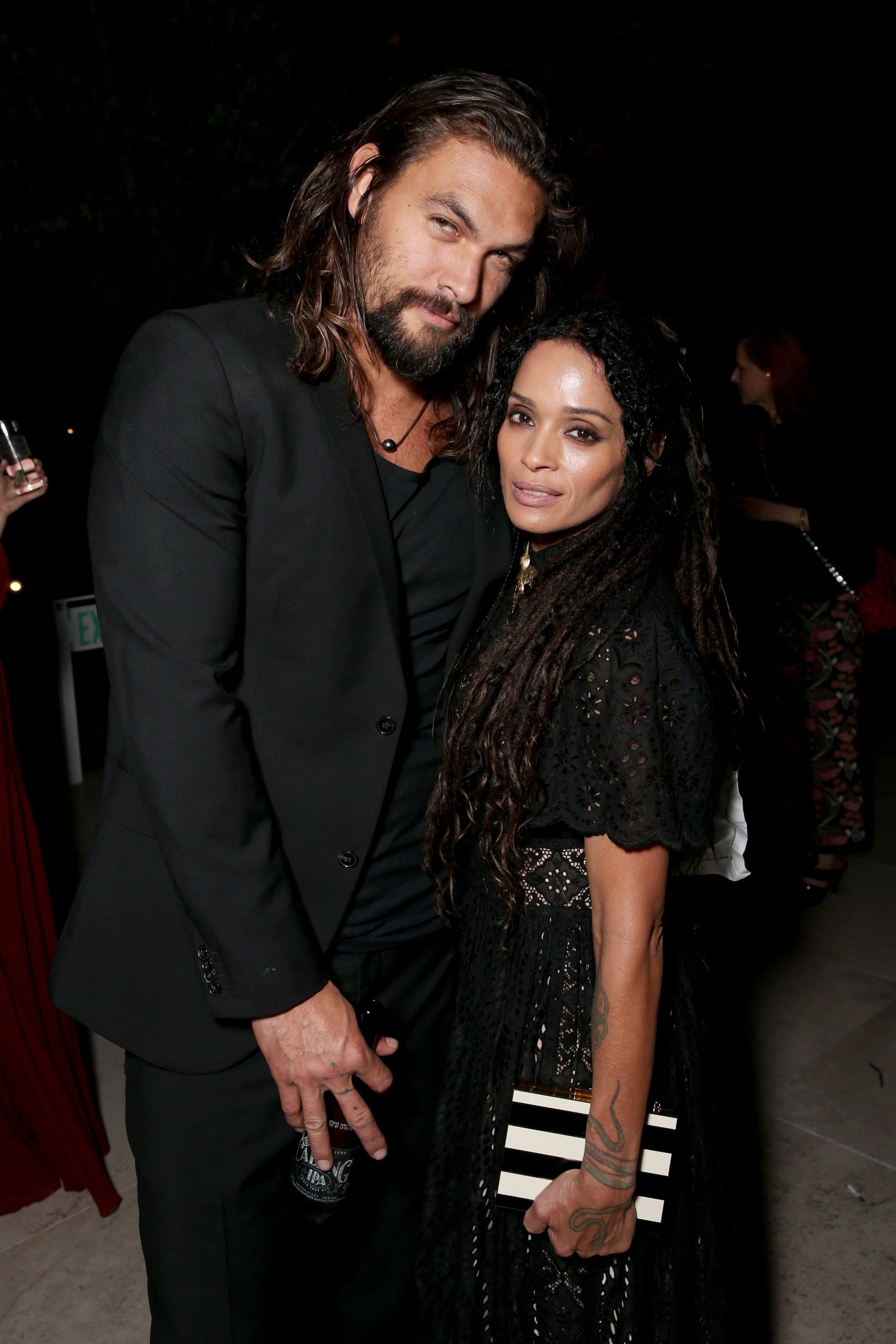 Jason Momoa and Wife on the red carpet. InStyle Awards, 2015. (Image via Getty Images)