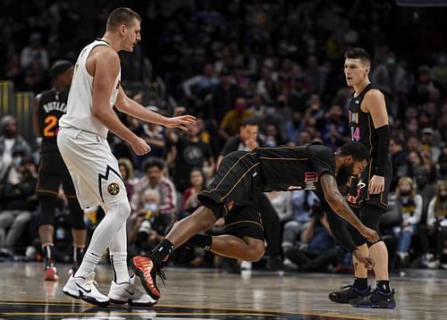 Nikola Jokic and Markieff Morris. (Photo Courtesy of Yahoo! Sports)