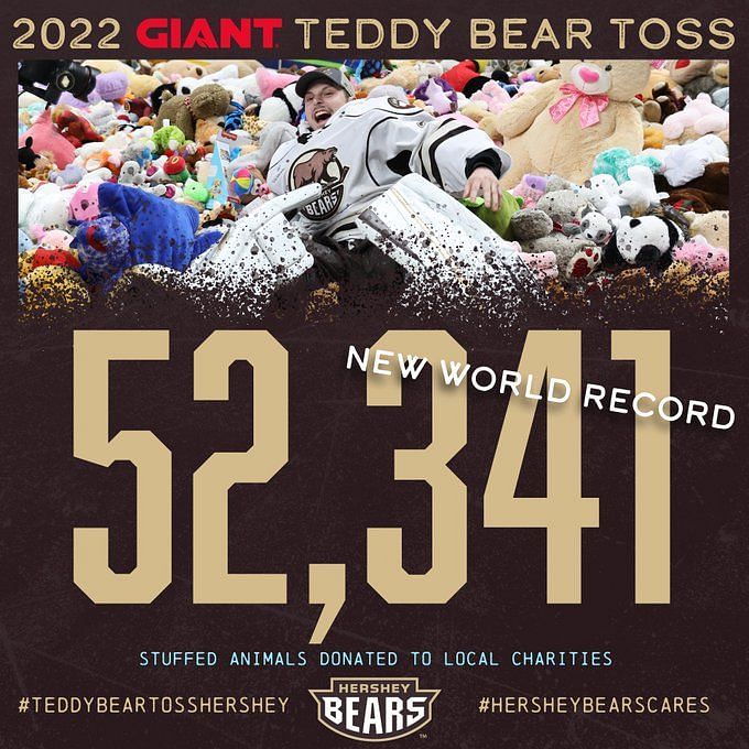 Hershey Bears fans set record by throwing 45,650 bears on ice