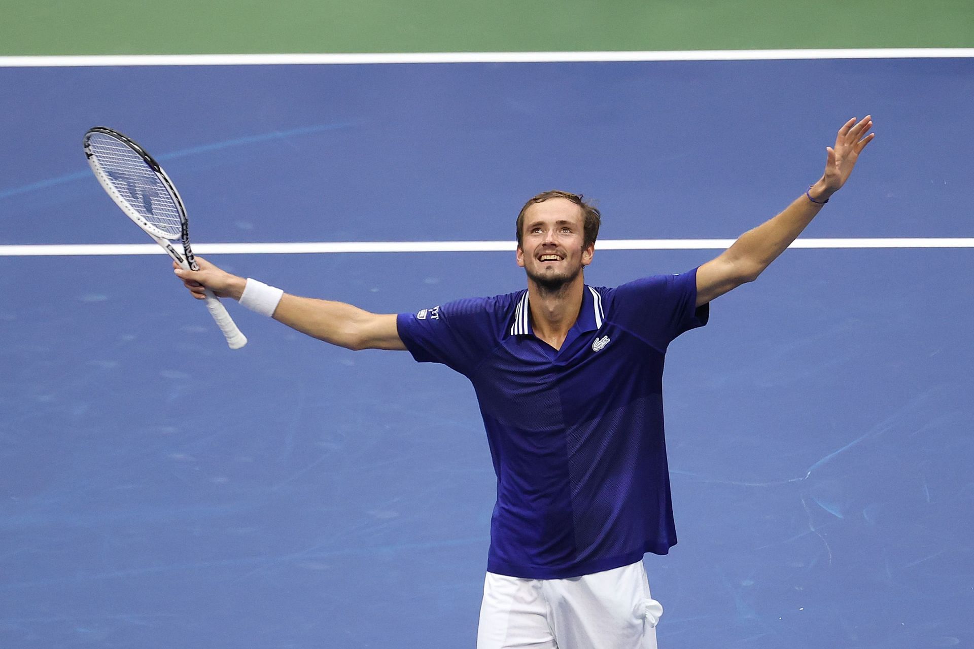 Daniil Medvedev celebrates after winning the 2021 US Open