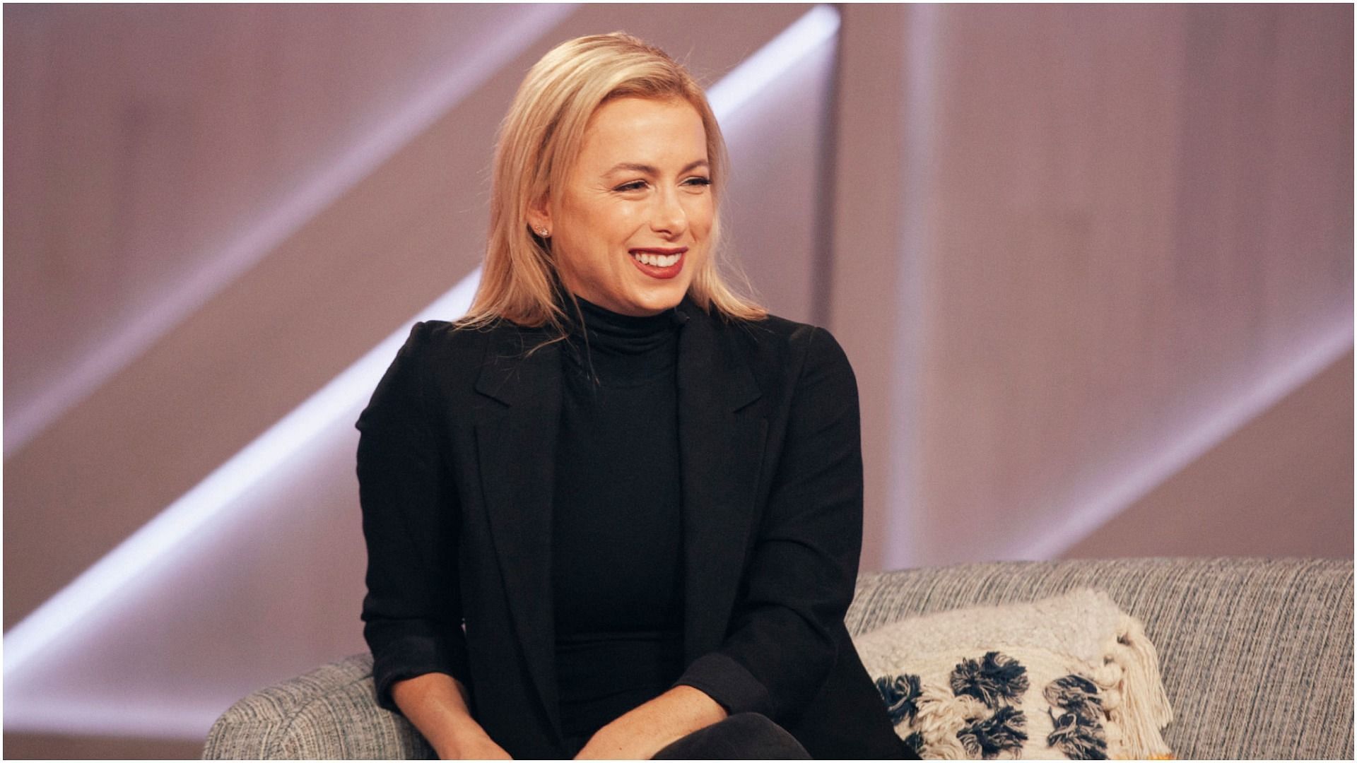 Iliza Shlesinger welcomed a baby girl with her husband, Noah Galuten (Image via Weiss Eubanks/Getty Images)