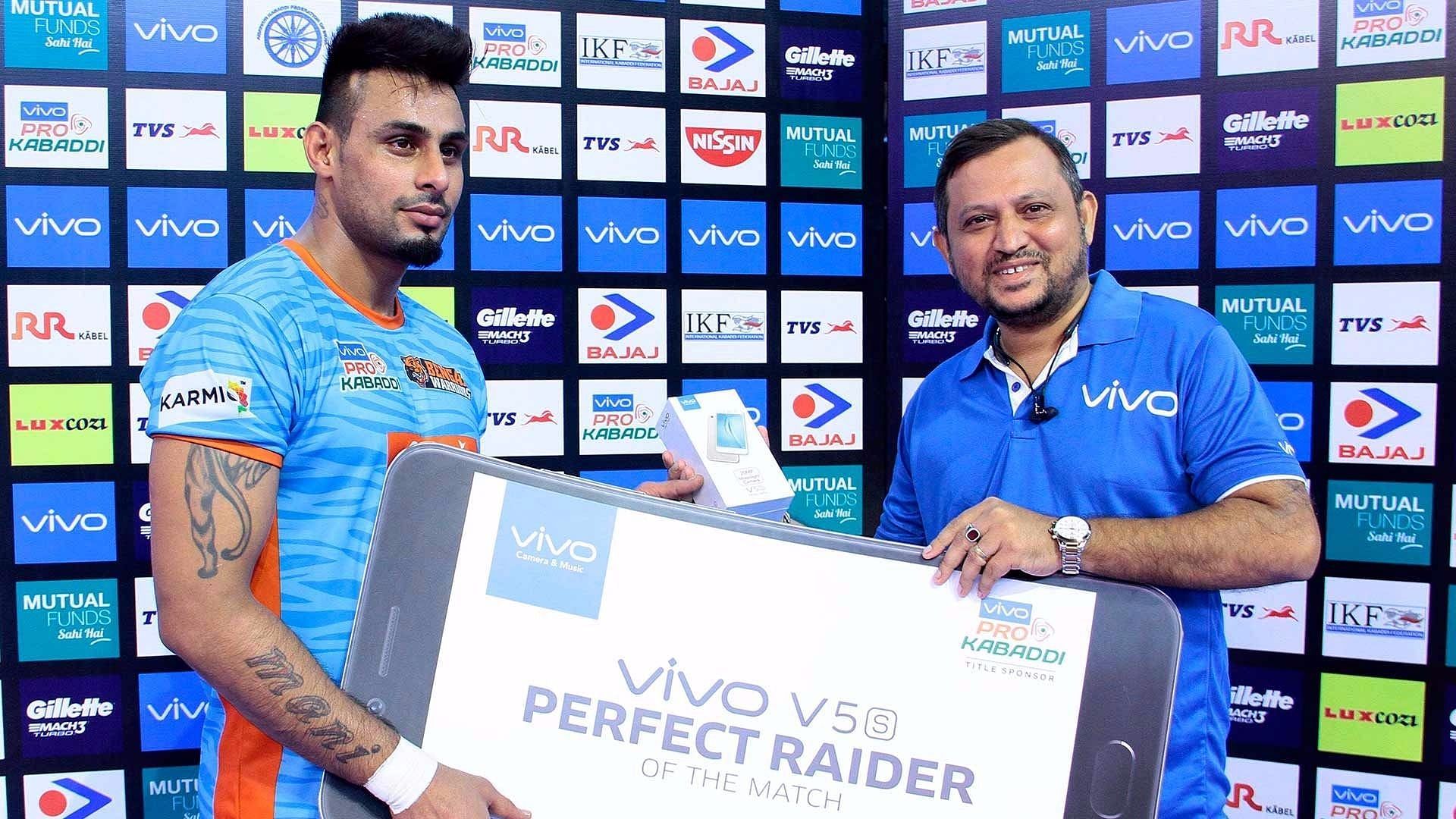 Bengal Warriors post-match presentation. Image Courtesy: Pro Kabaddi Website