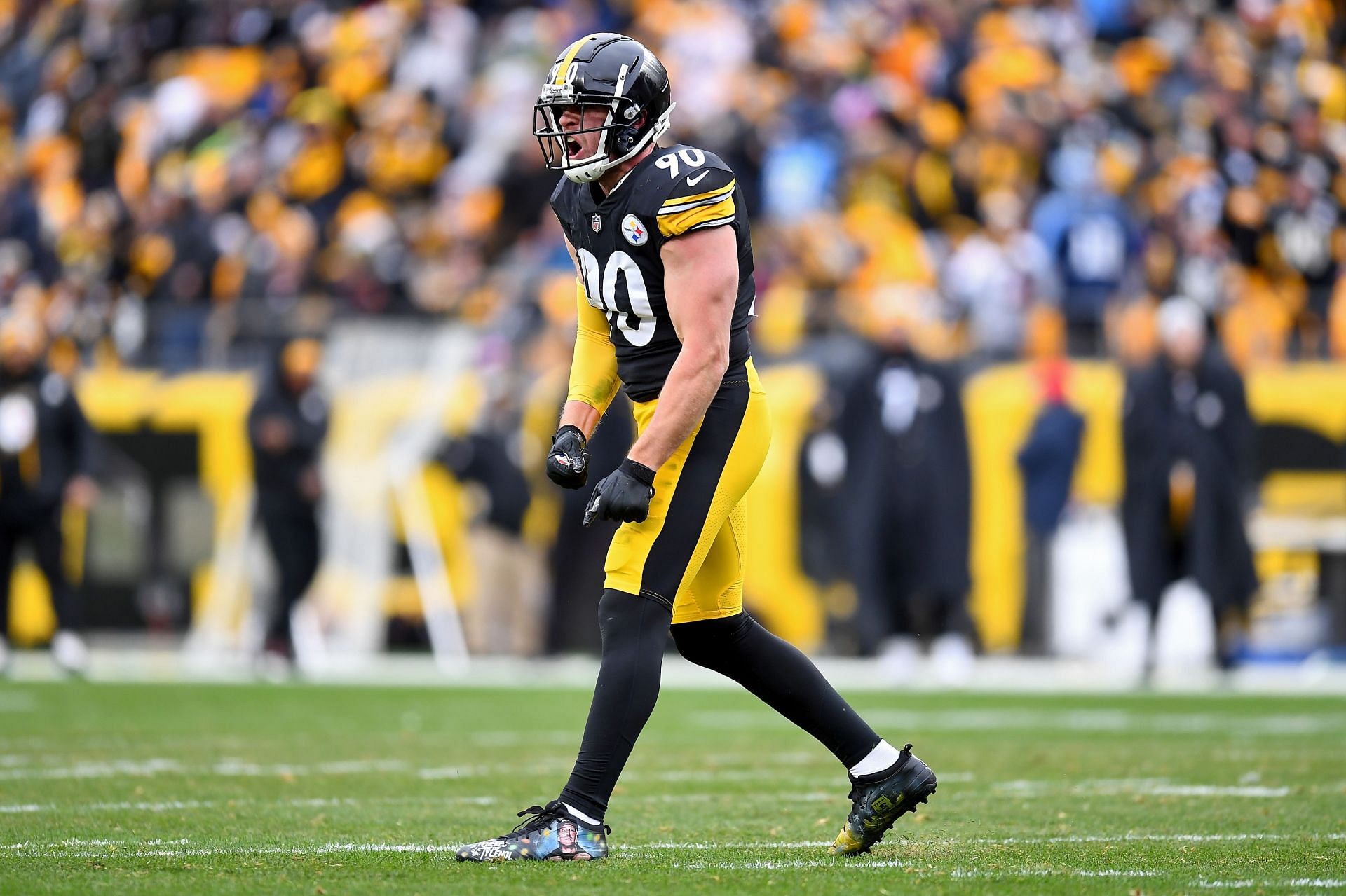 Pittsburgh Steelers edge rusher T.J. Watt
