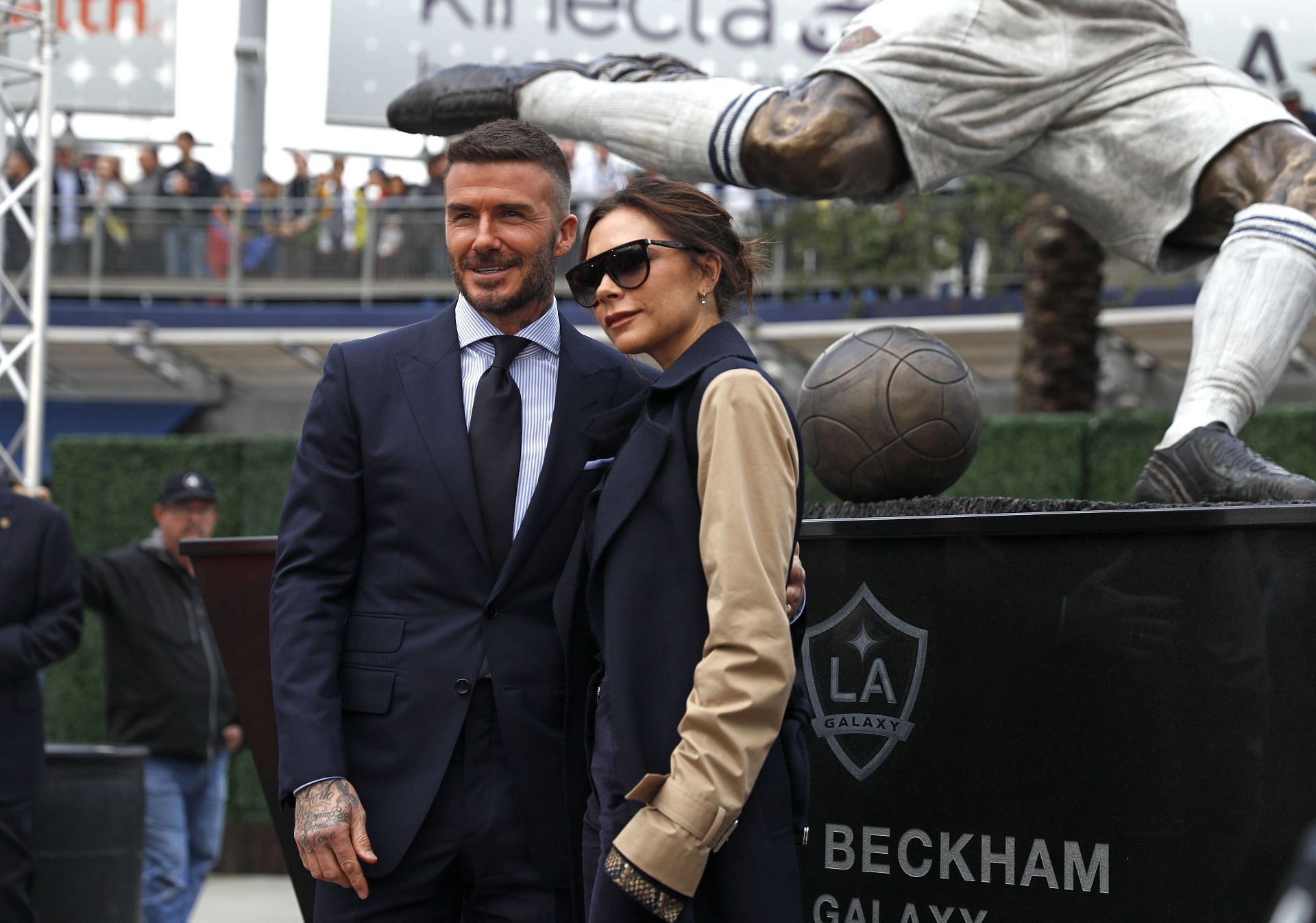 Los Angeles Galaxy Unveil David Beckham Statue (Image via Getty Images)