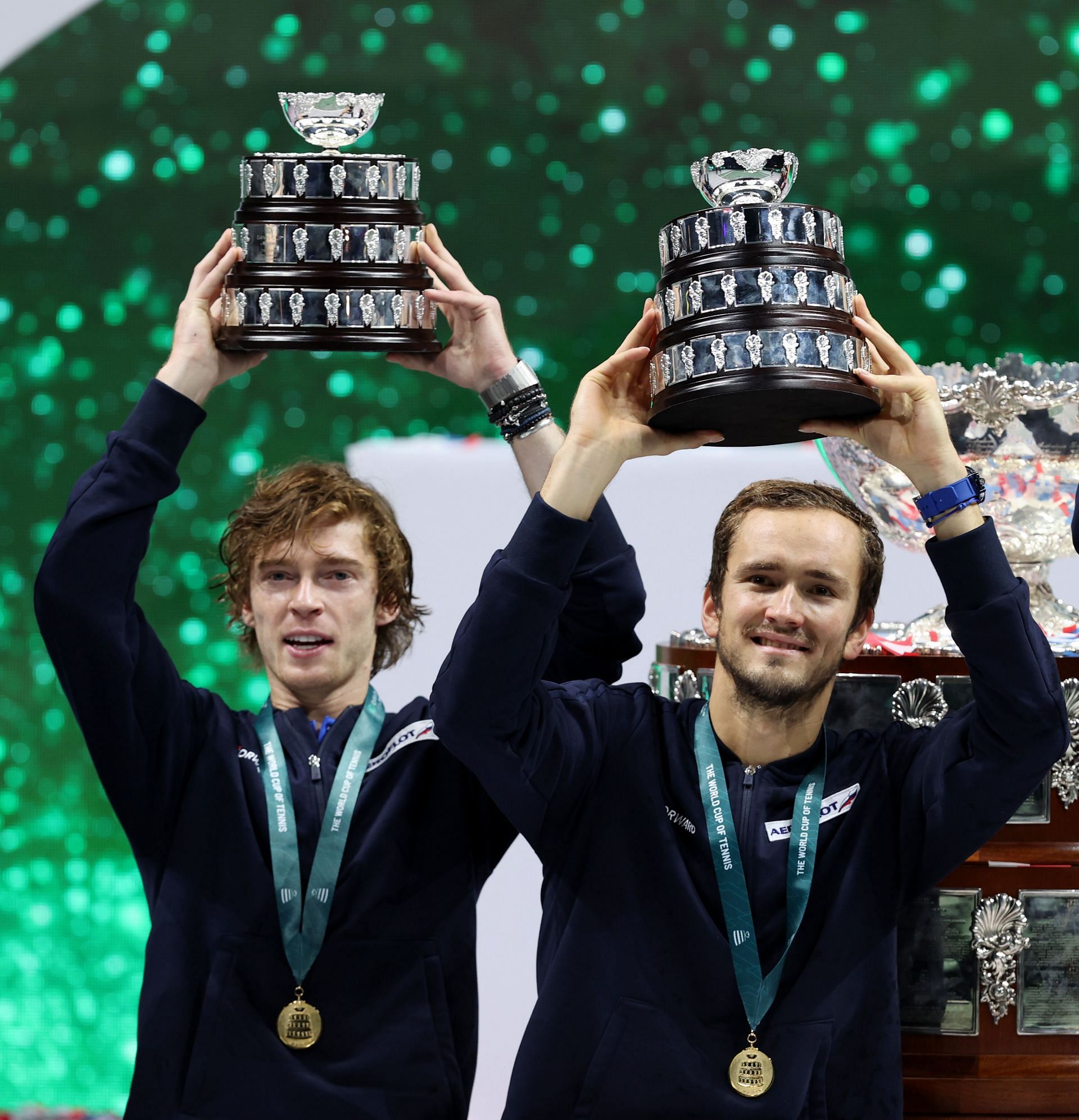 Andrey Rublev (L) &amp; Daniil Medvedev celebrate Russia&#039;s Davis Cup win in 2021