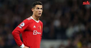 “You don’t look at someone who is Cristiano Ronaldo’s age and sign them” – Arsenal legend questions Manchester United transfer decision