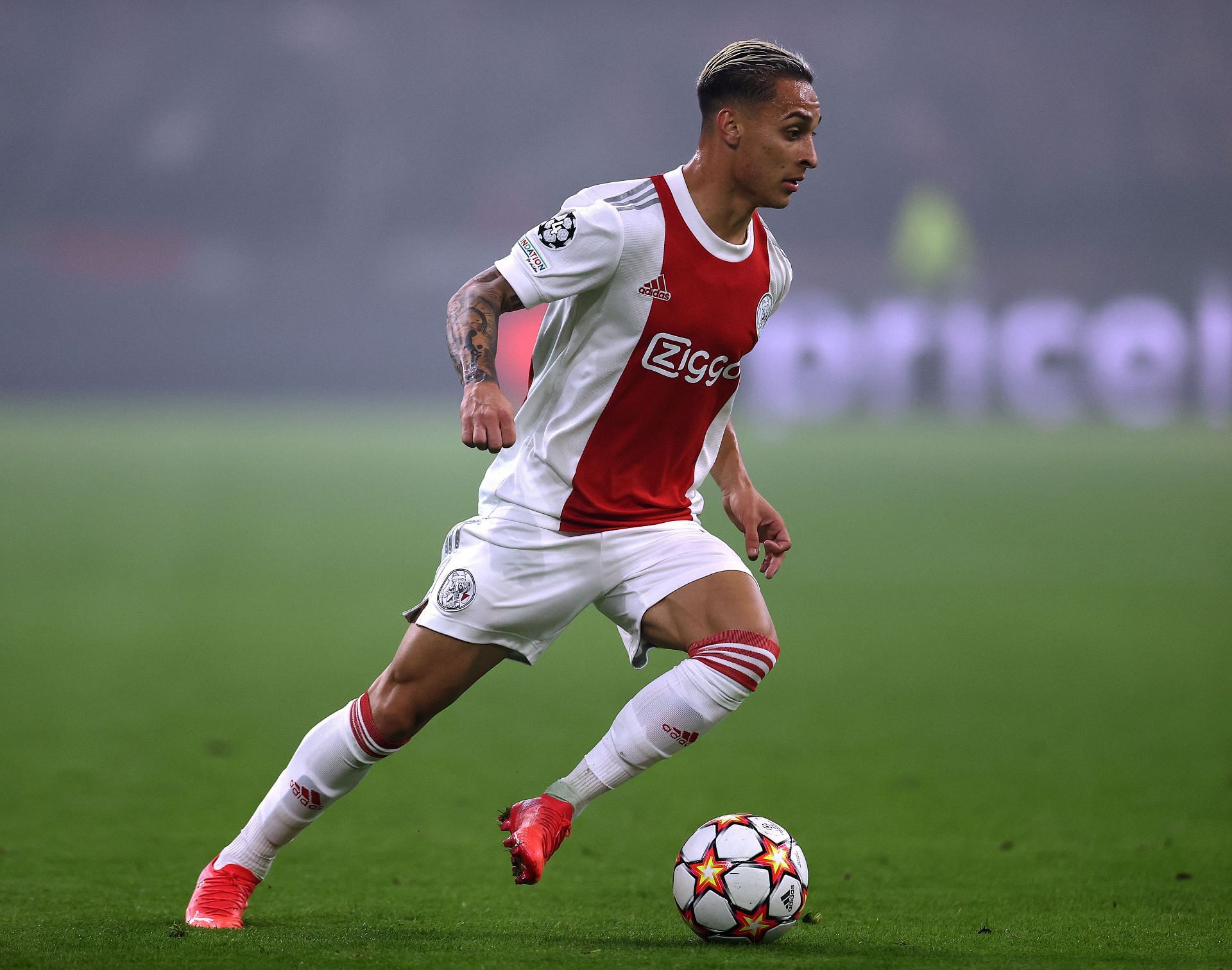 AFC Ajax v Borussia Dortmund: Group C - UEFA Champions League