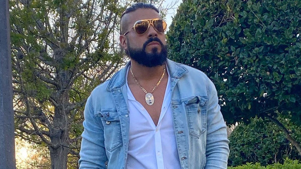 Andrade El Idolo has teased calling up a WWE Hall of Famer to assist him in AEW.