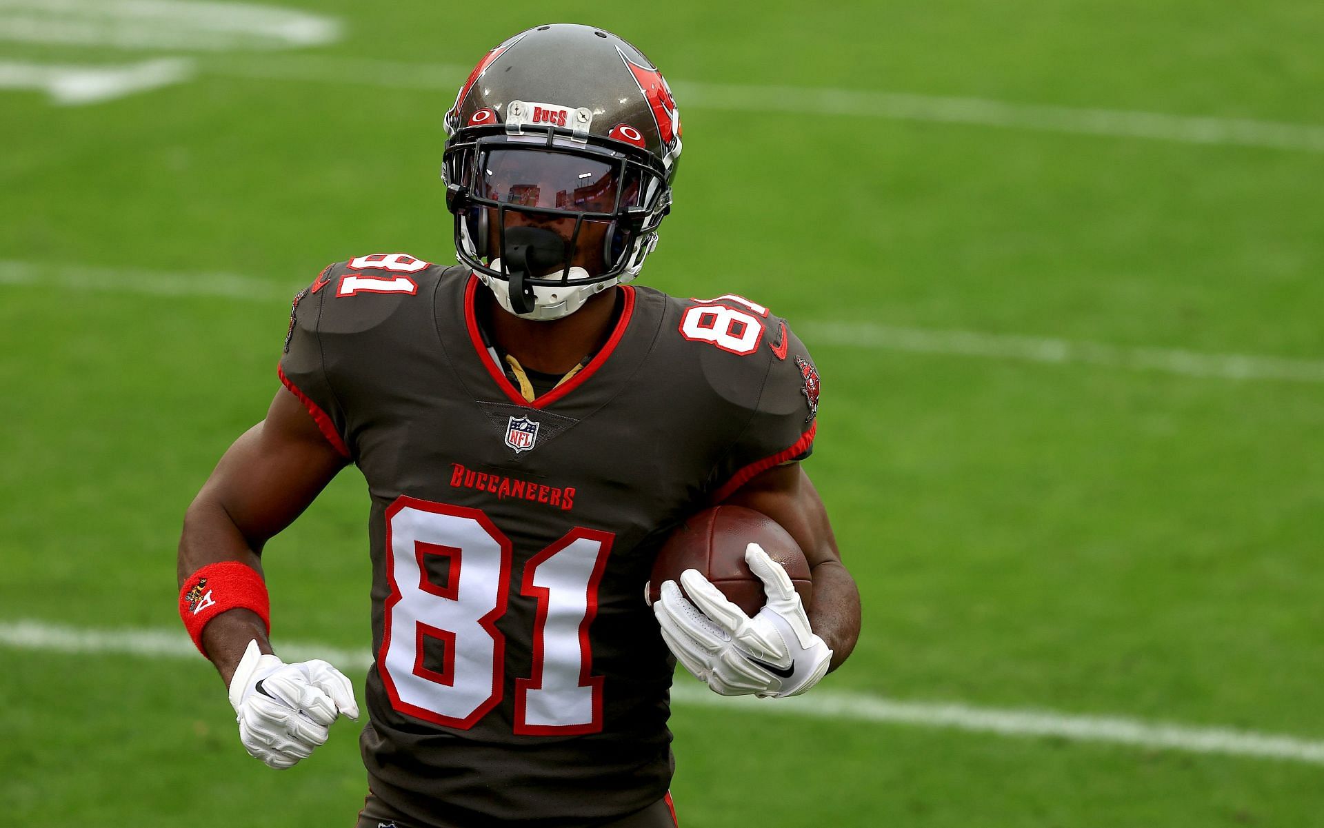 Tampa Bay Buccaneers wide receiver Antonio Brown