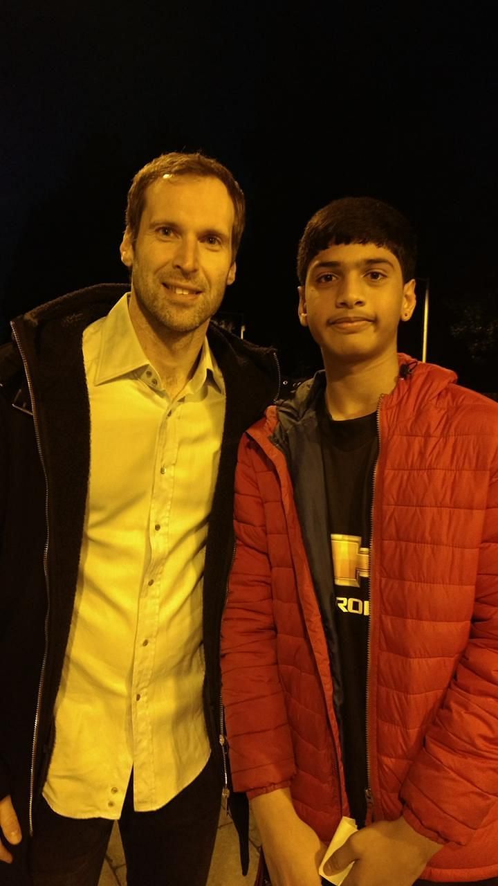 Abhinav with legendary Chelsea goalkeeper Petr Cech