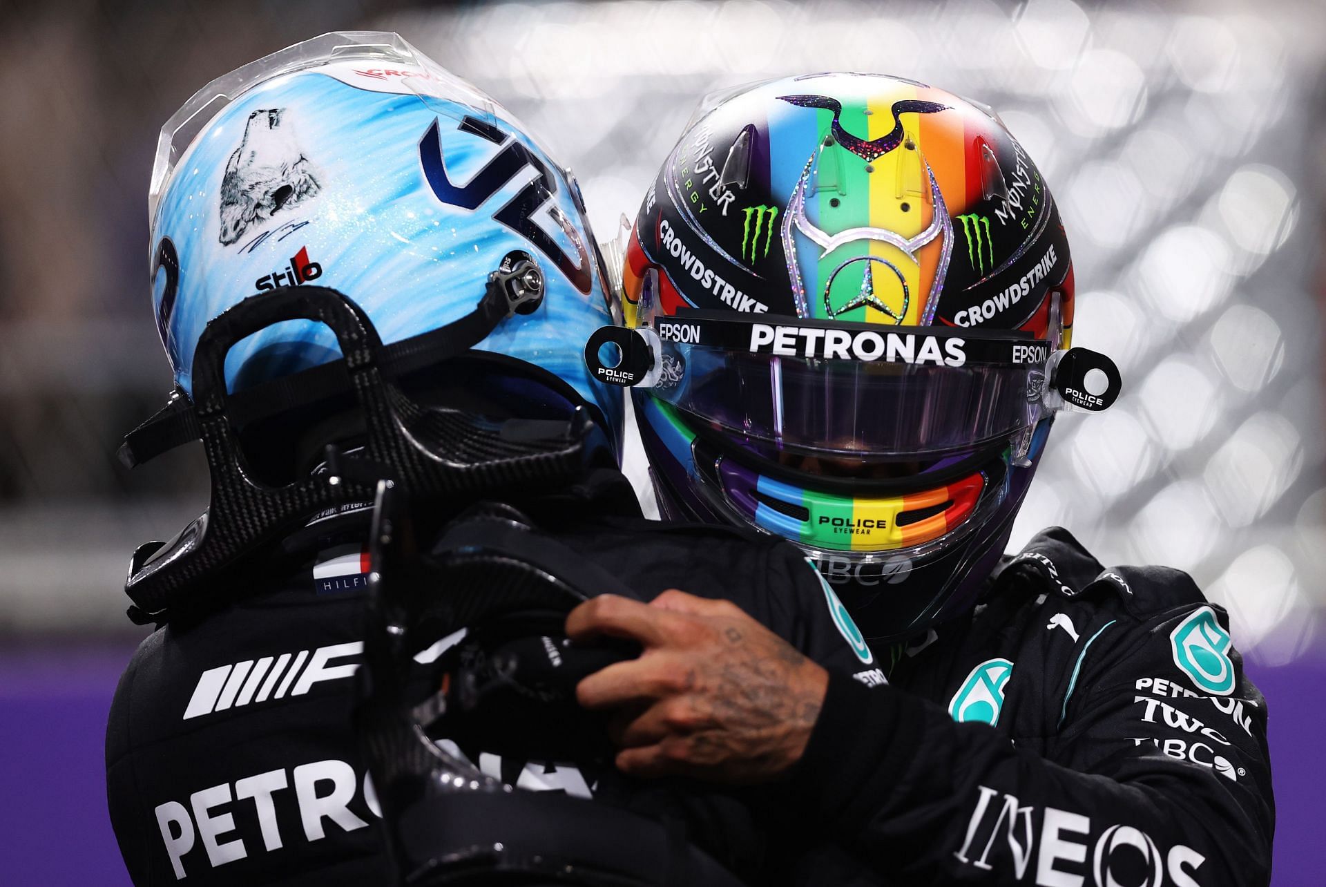 Valtteri Bottas (left) and Lewis Hamilton (right) at the 2021 Saudi Arabian Grand Prix