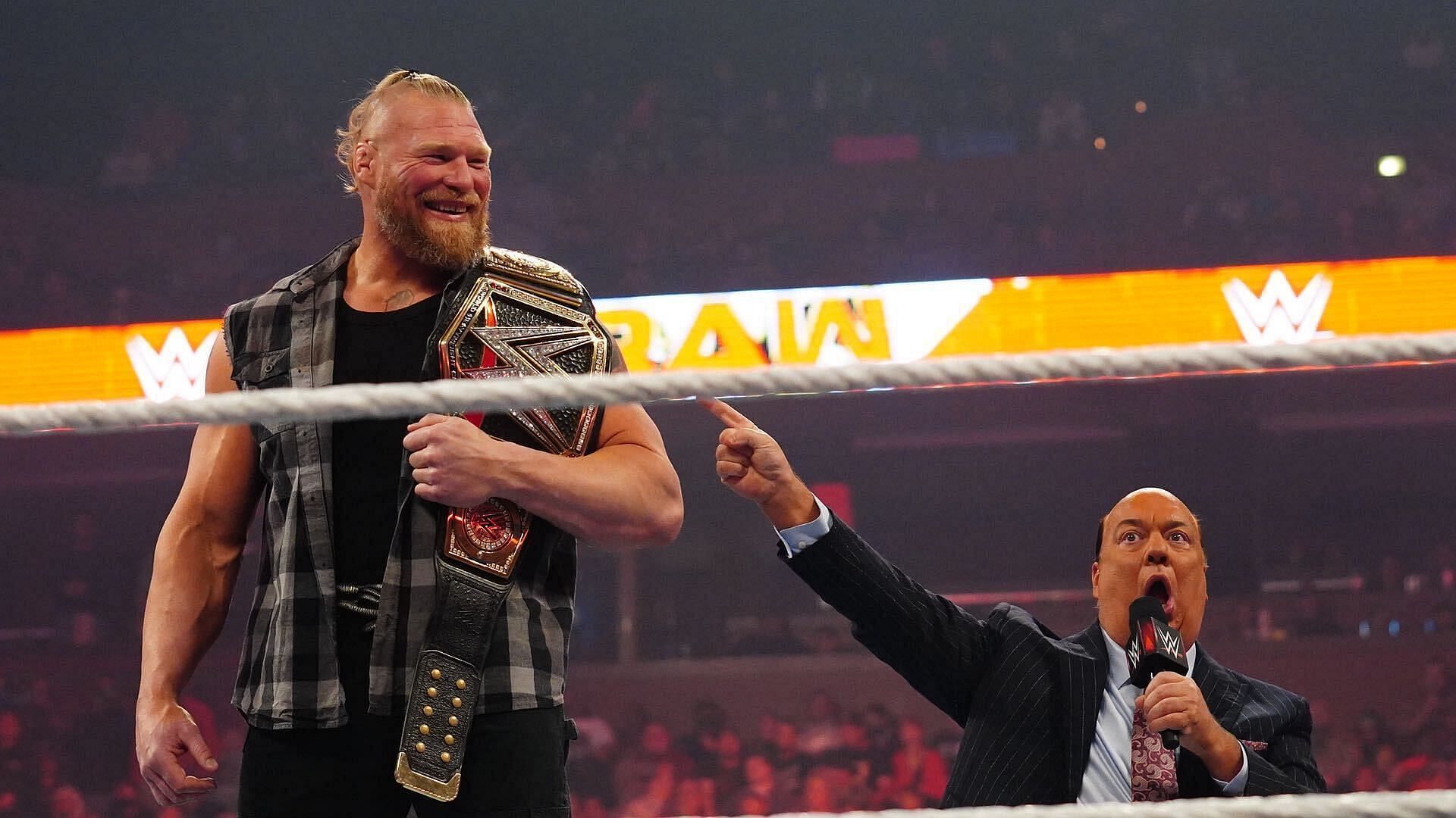 WWE Raw की शुरूआत में ब्रॉक लैसनर और पॉल हेमन साथ आए