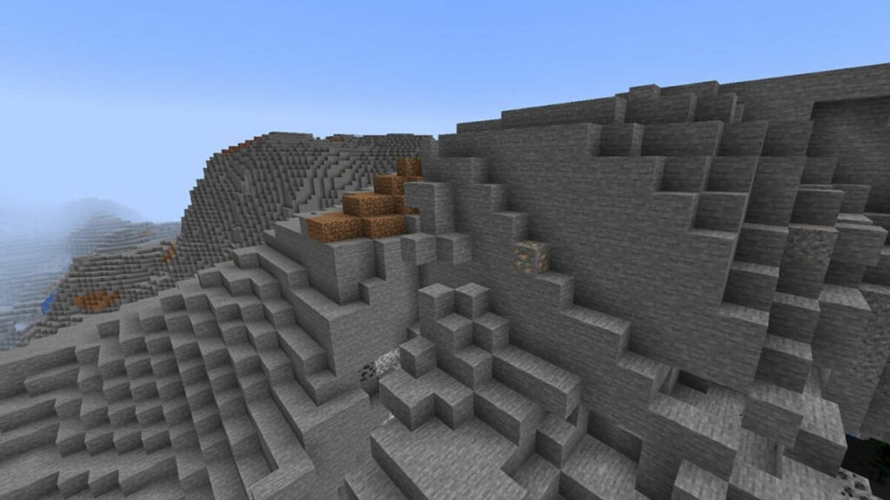 Stony peak biomes may be sparsely populated, but they have their benefits (Image via Mojang)
