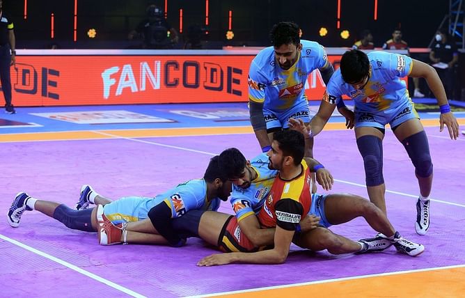 "PKL 8 में अपने प्रदर्शन से अभी भी मैं खुश नहीं हूं" - यूपी योद्धा के डिफेंडर सुमित ने अपनी परफॉर्मेंस को लेकर दी प्रतिक्रिया