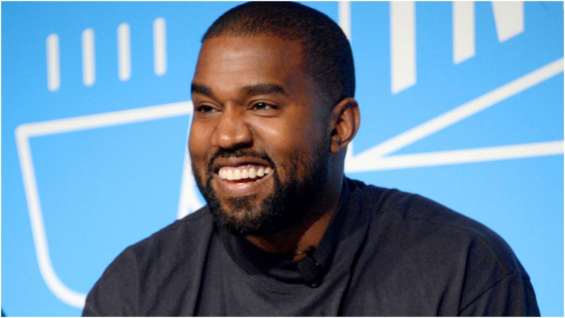 Kanye West hesitated to get the Covid-19 vaccine in 2020 (Image via Brad Barket/Getty Images)