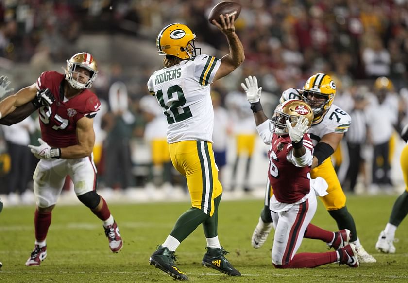 aaron rodgers in a 49ers uniform