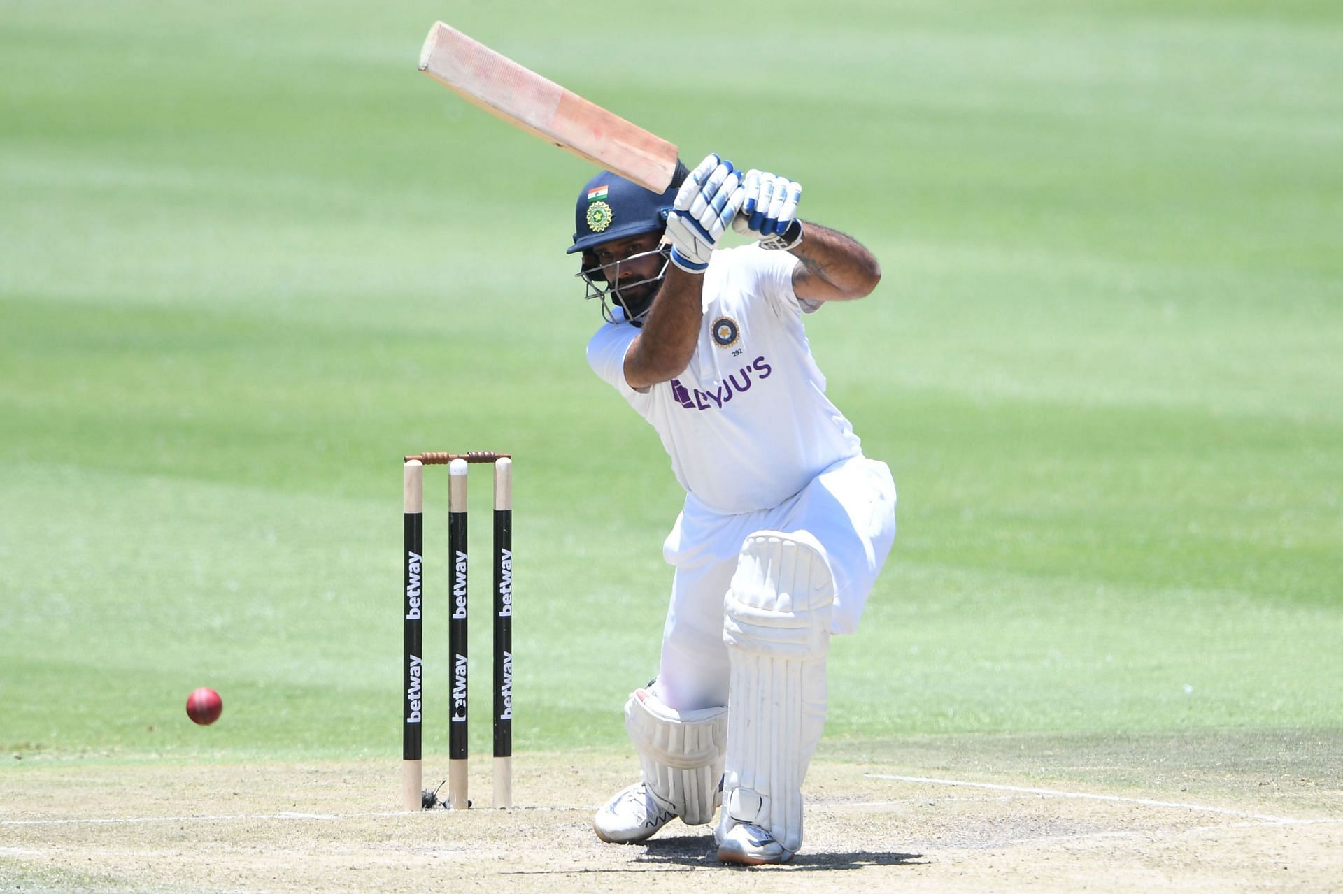 Hanuma Vihari looked comfortable in the middle at the Wanderers