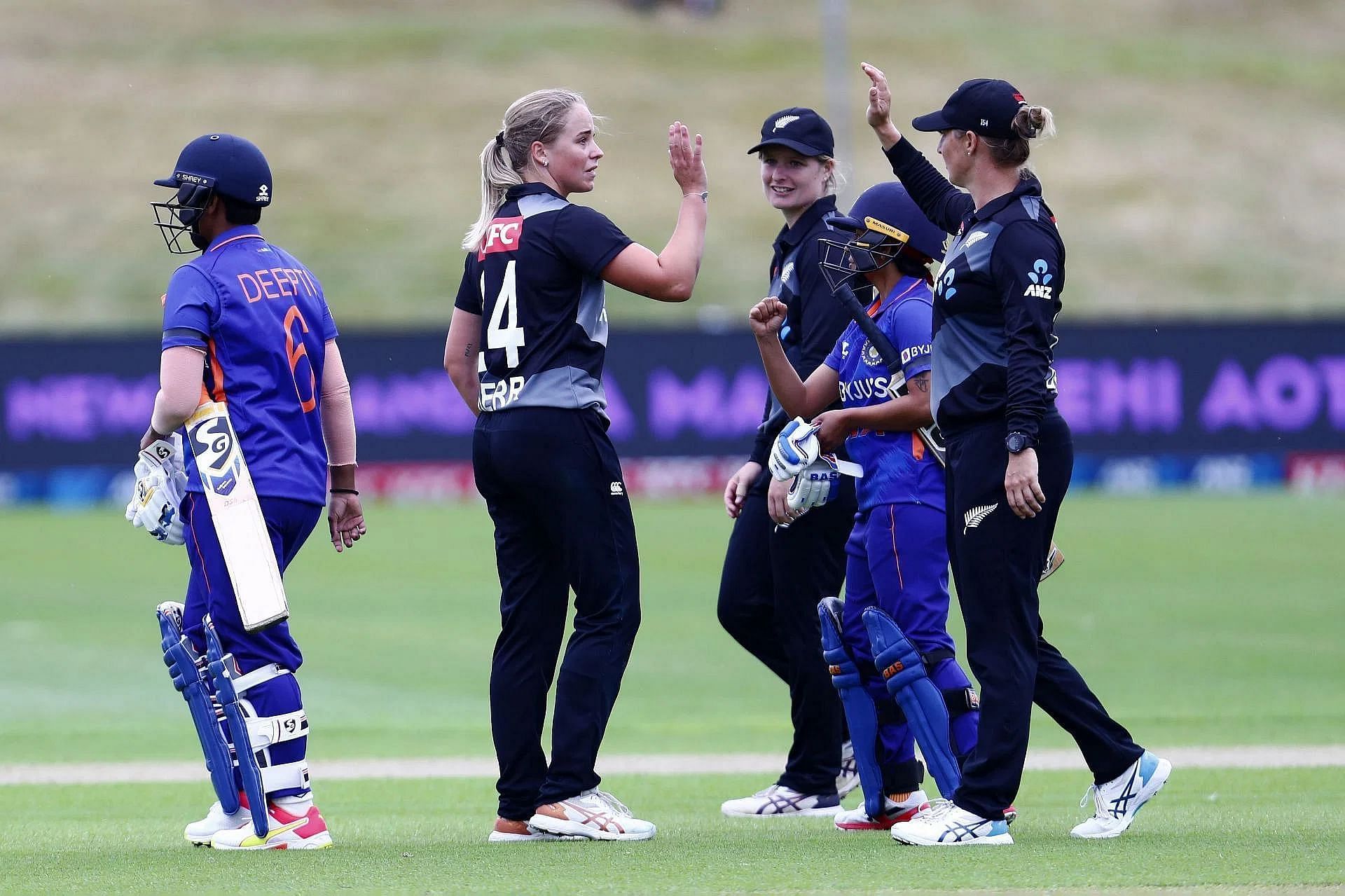 New Zealand lead India 9-2 in the Women&#039;s ODI World Cup.