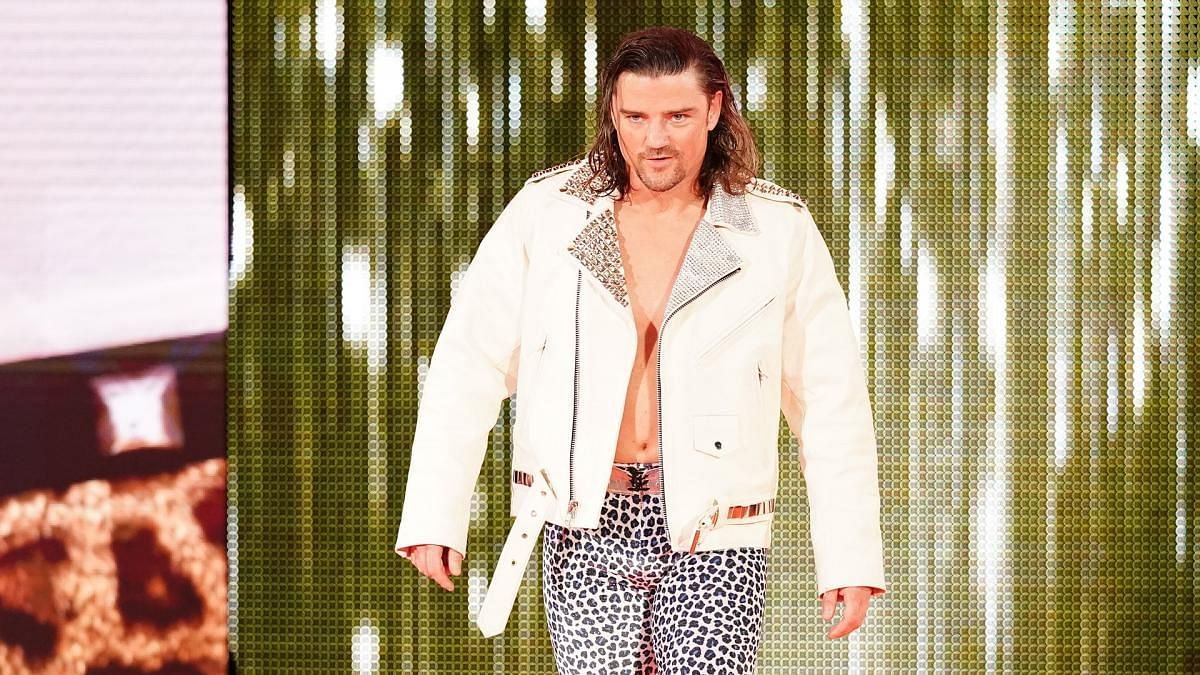 Brian Kendrick performing in WWE on 205 Live