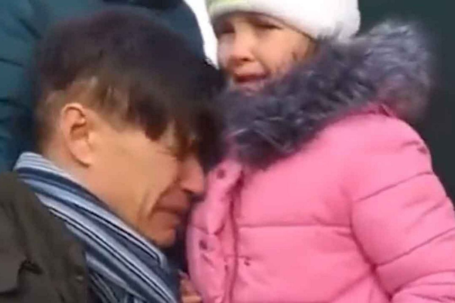 Video of Ukrainian father sending away daughter goes viral on social media (Image via defnoodles/Instagram)