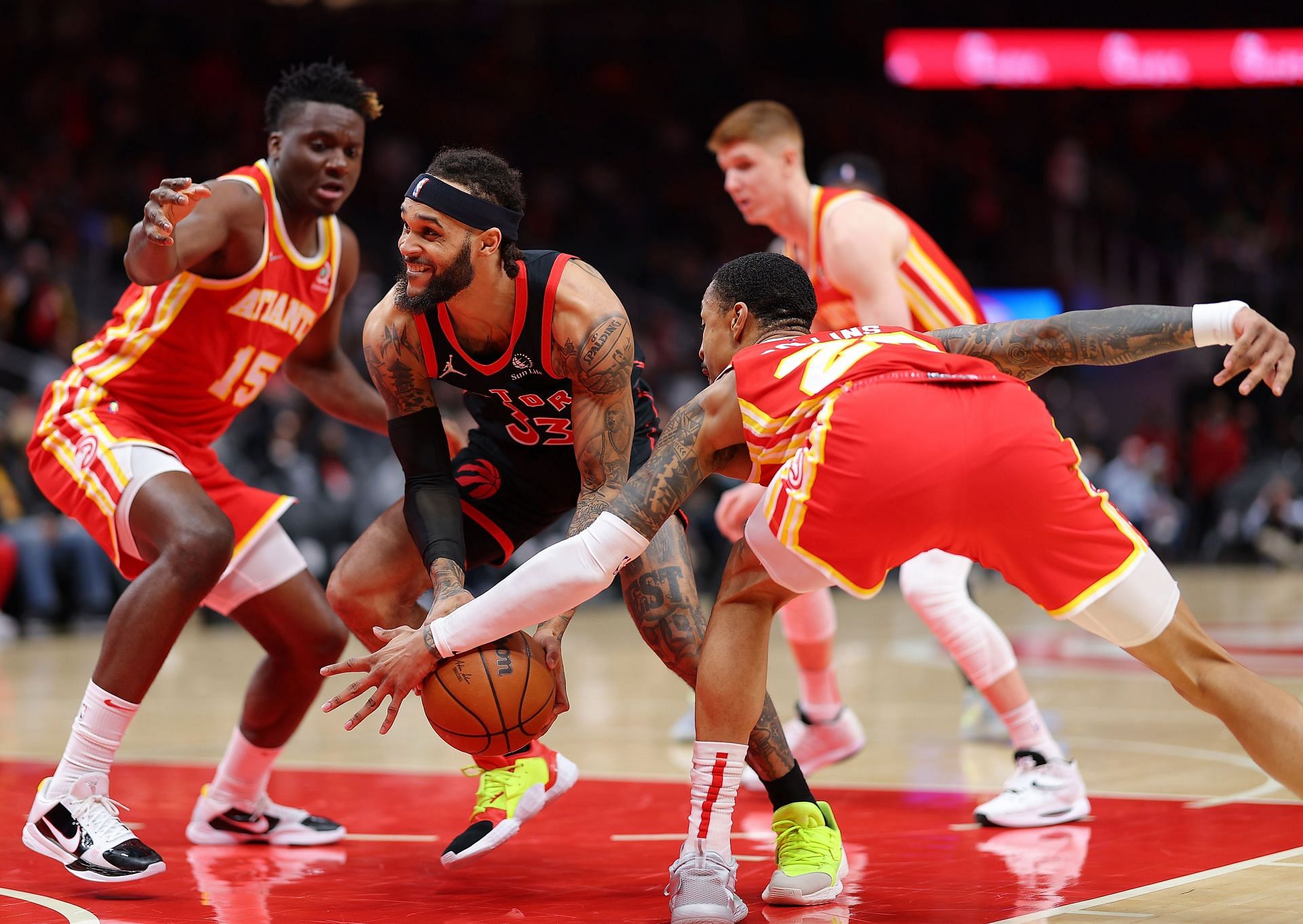 The Atlanta Hawks&#039; defense collapses on Gary Trent Jr.