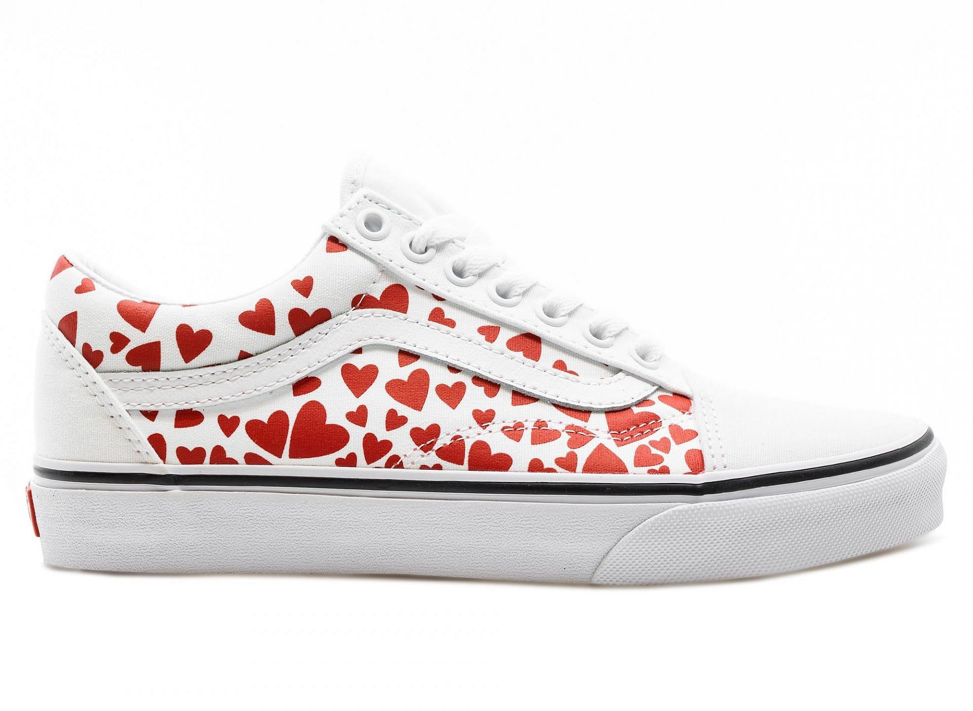 Valentines Hearts Old Skool from Vans (Image via Oneness Boutique)
