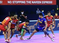 PKL 8 में पिछले हफ्ते हुए मैचों के बाद अंक तालिका, टॉप 10 रेडर्स और डिफेंडर्स