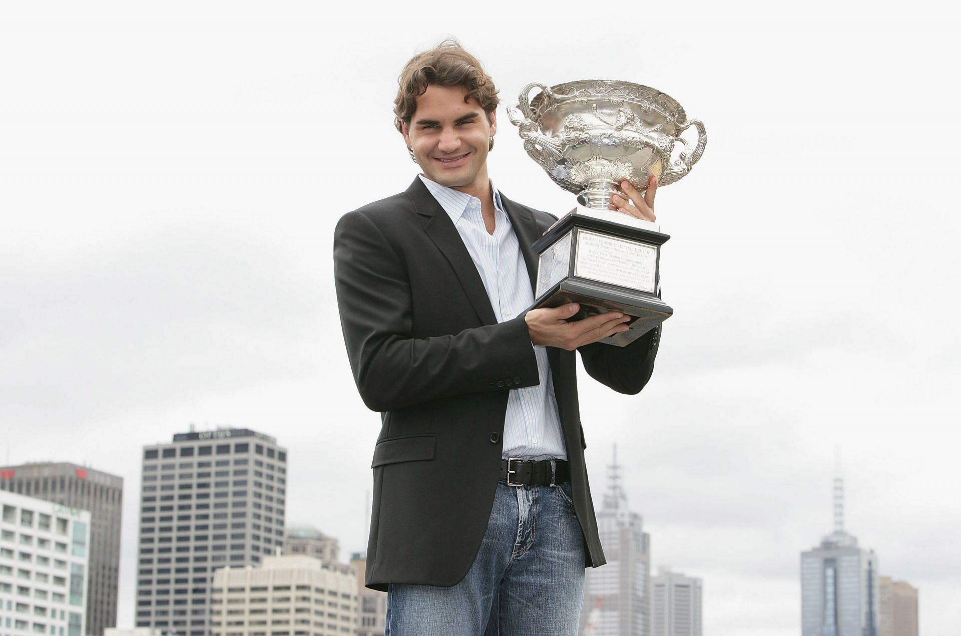 Beginning with the 2004 Australian Open, the Swiss maestro won 11 of the next 16 Grand Slams