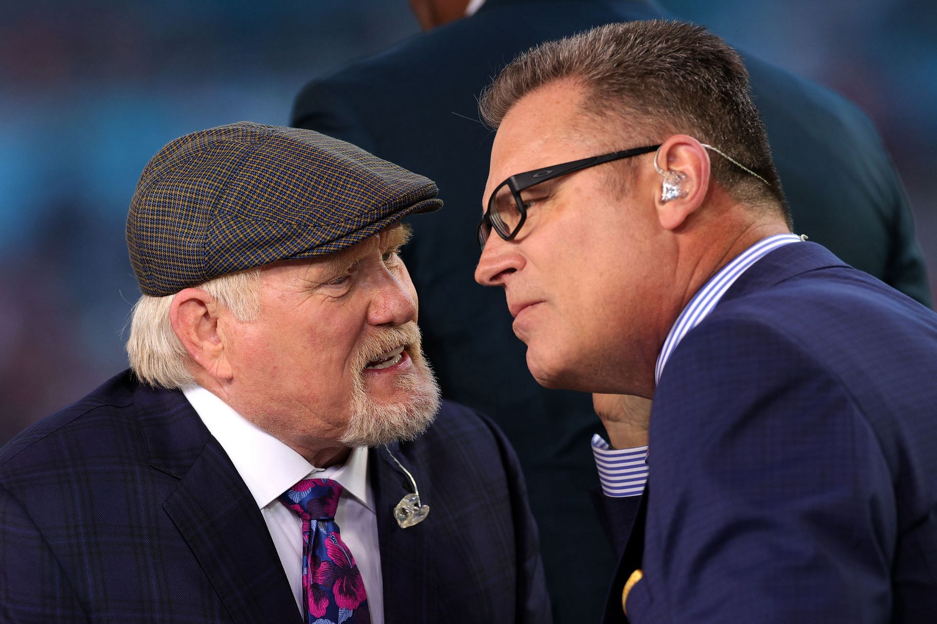 NFL Terry Bradshaw and Howie Long