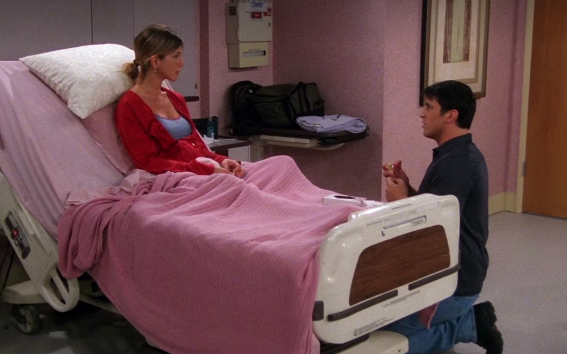 Joey unintentionally proposes to Rachel in this episode of Friends (Image via Warner Bros.)