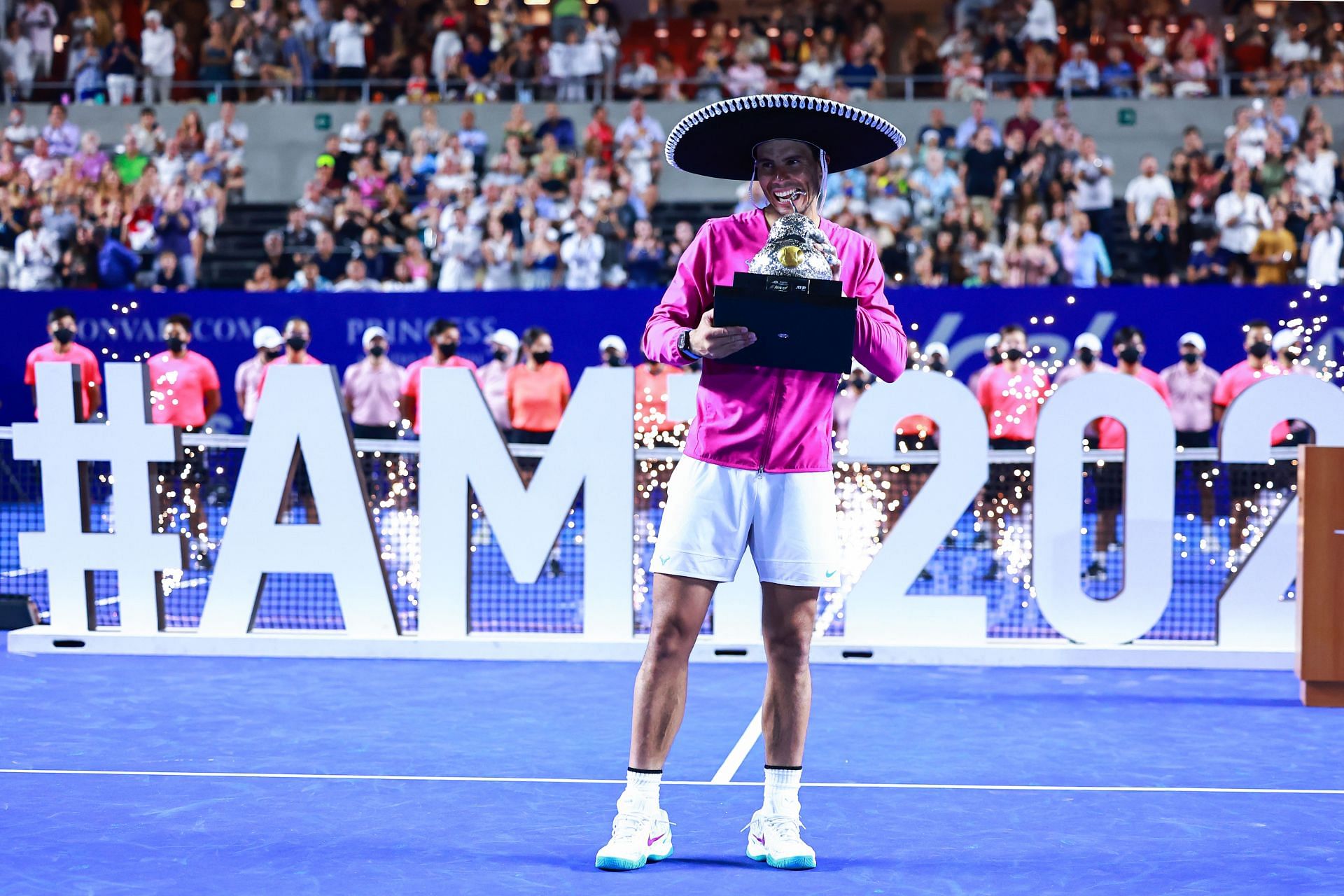 Rafael Nadal with the 2022 Mexican Open trophy
